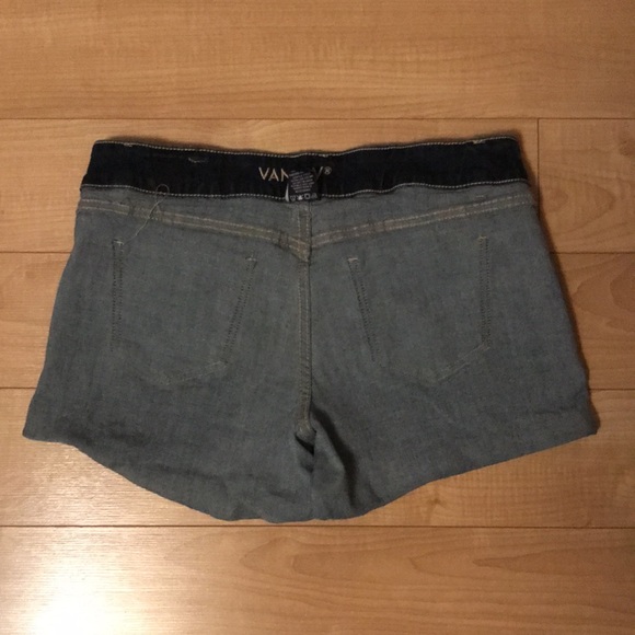 Vanity size 29 shorts - Picture 10 of 13